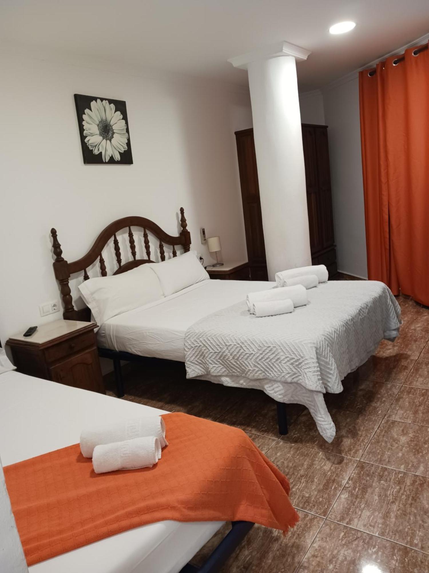 Hotel Manantiales Τορρεμολίνος Εξωτερικό φωτογραφία