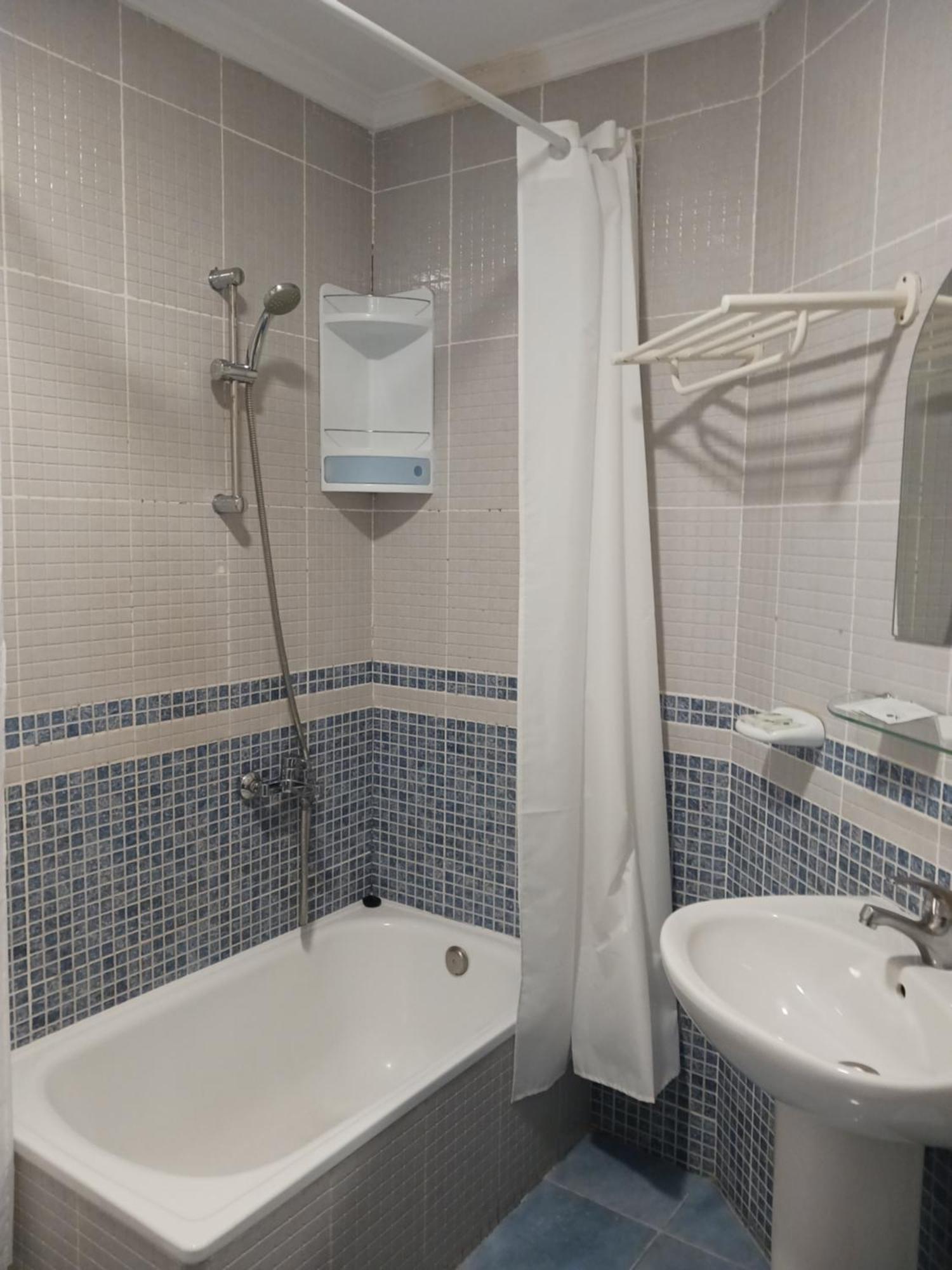 Hotel Manantiales Τορρεμολίνος Εξωτερικό φωτογραφία
