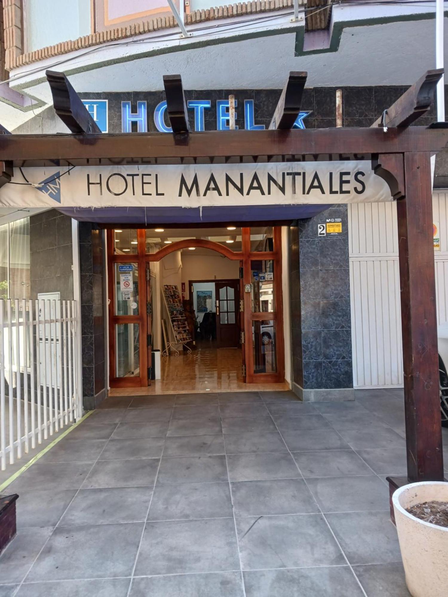 Hotel Manantiales Τορρεμολίνος Εξωτερικό φωτογραφία